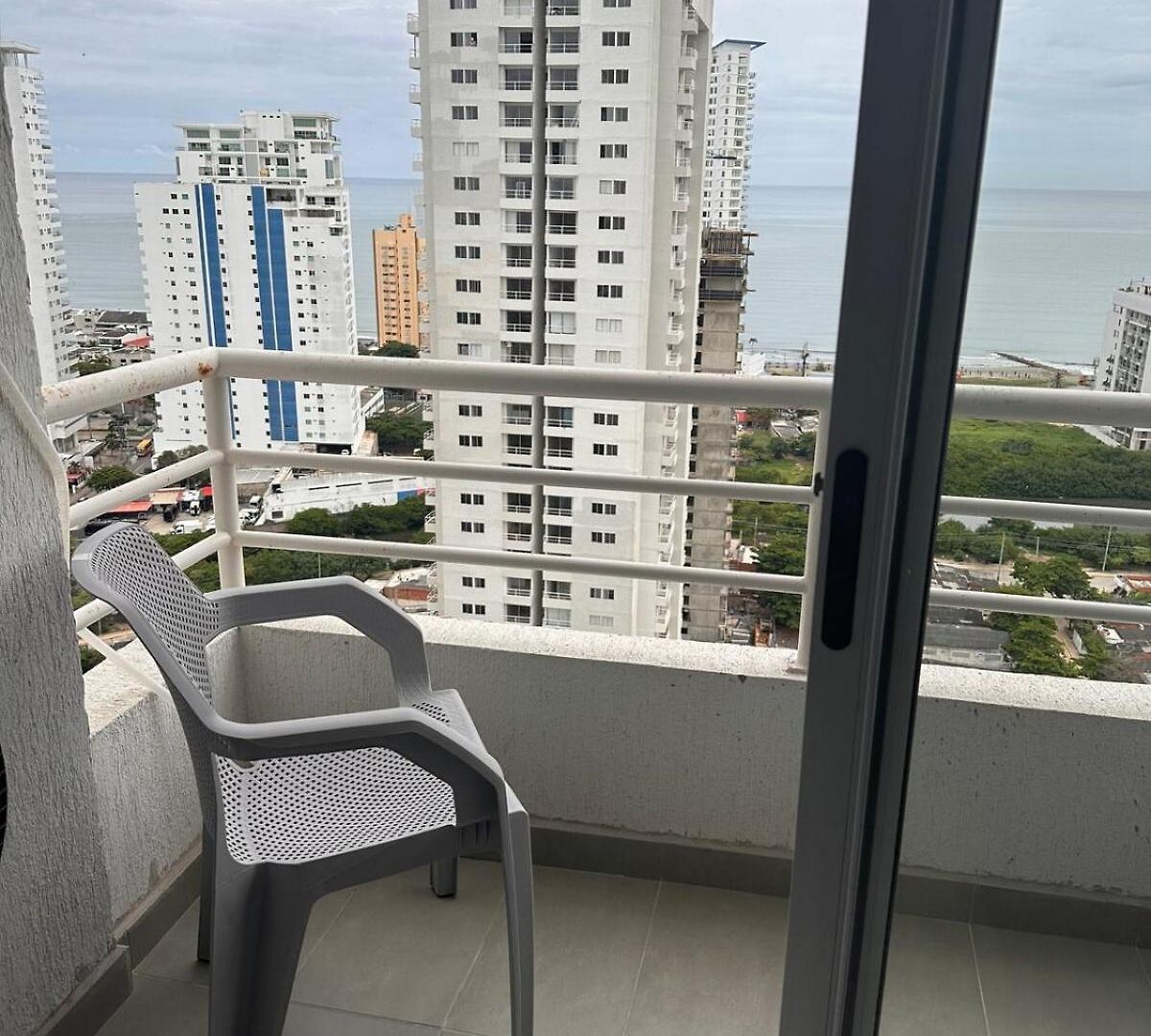 Close To The And Airport * Cartagena